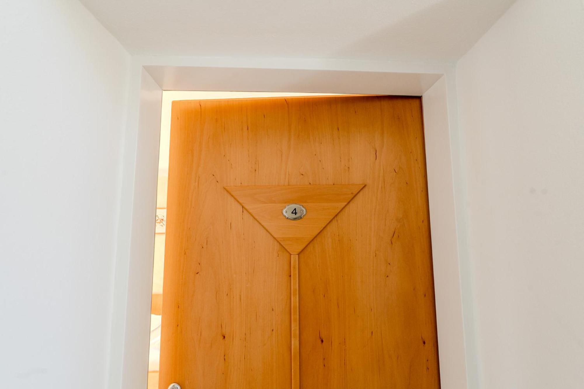 Whats-App Self-Check-In - Villa Maria Theresia Bad Goisern Oda fotoğraf